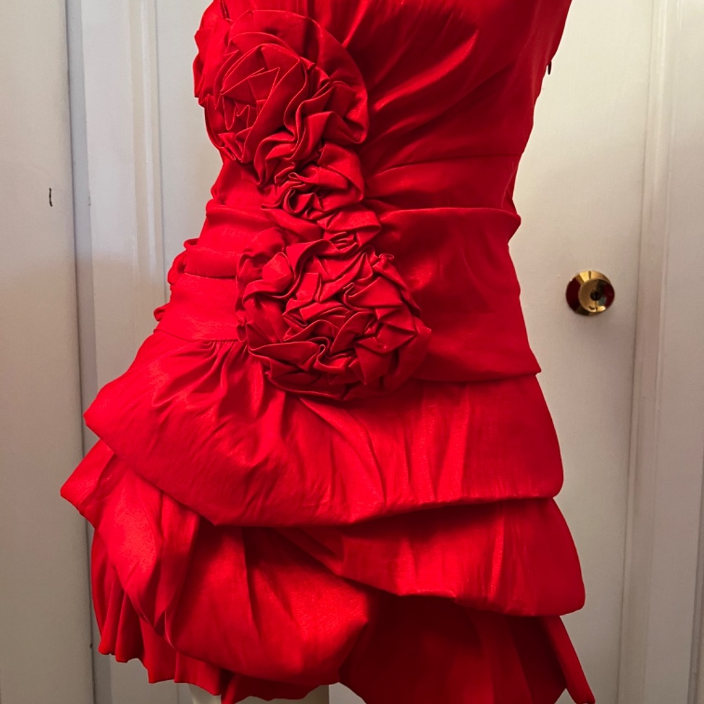 Forever 21 Red Ruched Strapless Bodycon Mini - Picture 3 of 15